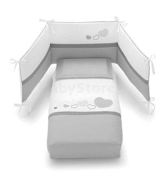 Erbesi Cuore White/Grey Art.100968 Комплект изысканного детского постельного белья из 4-х частей