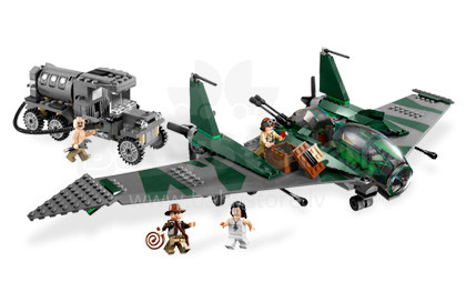 LEGO kova 7683 lėktuve