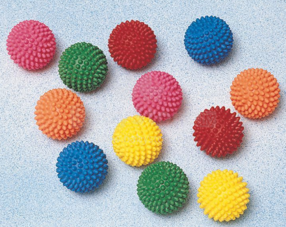 530000 Masažo kamuoliukas TOGU Ø6,5 cm Masažo kamuolys - ežiukas (skersmuo 6,5 cm)