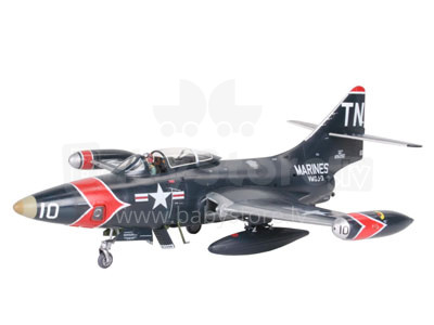 „Revell 04582 F9F-5P Panther 1/48“