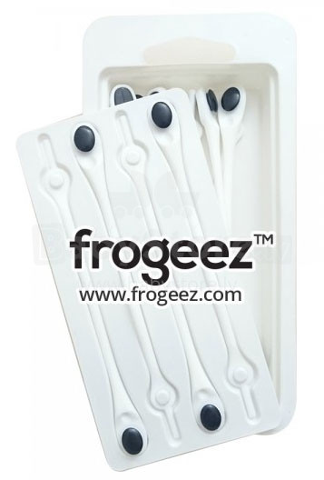 Frogeez™ Laces (white&black) Apavu silikona auklas - klipši 14 gab.