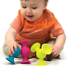 Riebalų smegenų žaisliukai „Pip Squigz“. Prekės numeris: FA089-1 Silikoniniai siurbimo indeliai, 3 vnt
