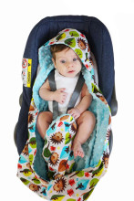 Baby Love Minky Art.104802  Augstākās kvalitātes viegla divpusēja sedziņa-konverts ar kapuci (90x90 cm)
