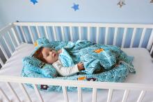 Baby Love Babynest Set Art. 1066438 Komplektinis lizdas - kokonas, pagalvė, languotas