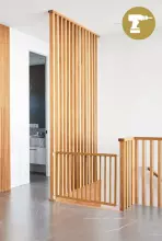 Geuther Door & Stair Safety Gate Modilok Art.2700_ECO Apsauginiai varteliai durims ir laiptams, skirti medinėms angoms, kurių plotis 63–103,5 cm.