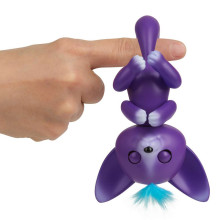 Interaktyvi žaislinė lapė „FINGERLINGS“ Sara, violetinė, 3574 m