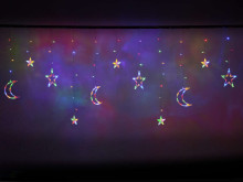 Ikonka Art.KX5247_2 LED mēness aizkaru gaismas zvaigznes 2,5 m 138LED daudzkrāsains