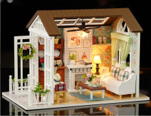 Ikonka Art.KX6995 Dolls' house wooden living room model to assemble LED 8008-A