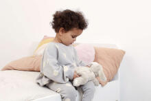 Cloud B Art. CL-7472PP N9/21 Dream Buddies Patch the Puppy™ - klasikinė naktinė „Mocha“ lemputė