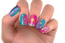 CRA-Z-ART Shimmer ‘n Sparkle dekoratīvās kosmētikas komplekts Glam and go beauty caddy koferītī