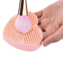 Ikonka Art.KX9758 Silicone heart washer for cleaning make-up brushes
