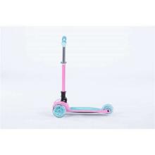 Moovkee  Scooter Milo Art.159821 Pink Aukštos kokybės vaikų motoroleris su šviesos efektais