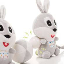 4Baby Stroller Rattle Rabbit Art.R11 Piekarināmā mīkstā rotaļlieta uz ratiem