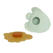 Hevea Set Rubber Bathing Toy Art.345031 Frosty White/Sage vonios žaislas „Alfie“ iš 100% natūralaus kaučiuko 0+ mėnesių