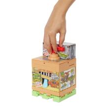 „Crate Creatures“ nustebina „KaBOOM Creature Nanners“.
