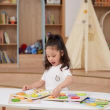 VIGA Medinė dėlionė Montessori 2in1 dėlionė Daržovės