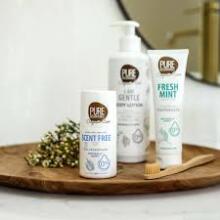 Pure Beginnings Scent Free Art.251265 Natūralus raminamasis rutulinis dezodorantas be kvapo su alaviju ir simondsijų aliejumi, 75 ml