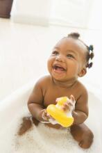 Pure Beginnings Kids Baby Wash Art.251278 Drėkinamasis, raminamasis ir atkuriamasis kūno ir plaukų prausiklis be muilo su raminančiu miško kvapu, 250 ml
