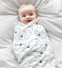 Aden Anais Muslin Swaddles Art.251299 Kuldne Muster  High quality bamboo muslin swaddle, 1 pc. (120x120 cm)