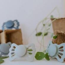 Frigg Lucky Symmetrical Silicone Pacifier  Art.10216 Cedar  Pacifier (nipple) made of 100% natural rubber 0-6 months (1 pcs.)