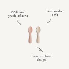Mushie Silicone Starter Spoon Art.101351 Blue/Sand Soft silicone spoon (2 pcs.)