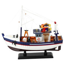 Kolekcinis dekoratyvinis modelis žvejybos laivo, 37x34cm
