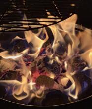 Natural Hardwood Charcoal Art.279932 Премиальный древесный уголь— натуральный уголь для гриля и BBQ,4 кг