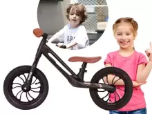 Aga Design Qplay Racer Art.281263 Black  Juodas vaikiškas bėgimo takelis su metaliniu rėmu ir pripučiamais ratais