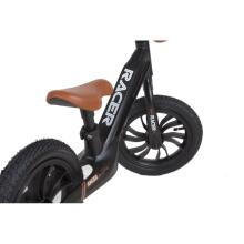 Aga Design Qplay Racer Art.281263 Black  Juodas vaikiškas bėgimo takelis su metaliniu rėmu ir pripučiamais ratais