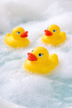Happy Toys Bath Toy Duck Art.9842 Classic Bath Toy Duck 6cm, makes a squeaking sound vonios žaislo antis