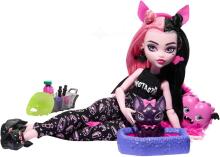 Monster High Creepover Party – Drakulaura lėlė su Count Fabulous ir pižamų vakarėlio aksesuarais