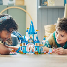 LEGO Disney Pelenės ir Princo Charmingo pilis