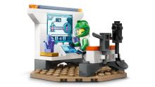 LEGO miesto erdvėlaivis ir asteroidų atradimas