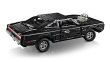 LEGO Technic Greiti ir įsiutę Dodge Charger R/T automobilis