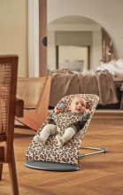 „Babybjorn Bliss Bouncer Balance Cotton Art.006075“ smėlio spalvos leopardo supamoji kėdė