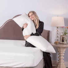 La Bebe™ Easy Maternity Pillow 135x40 Art.91914 Многофункциональная подушка для сна с наполнителем из синтепона (синтепух,особенно мягкий и тихий) 135 x 40 cm