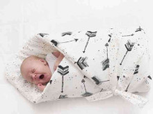 „La Millou Baby Horn“ vienaragis „Bebe“ menas. 95438 sunkus kūdikio pertvarkymas (75x75 cm)