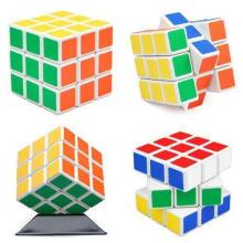 „I-Toys“ straipsnis.1511K592 Klasikinis Rubiko kubas 1 + 1 Rubiko kubas 5,7x5,7 cm + 2,5x2,5 cm