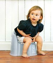 BabyBjorn puodų kėdė Art.055225 Pilka Maksimalus patogus kūdikio puodelis