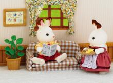 Sylvanian 2201 tėvas triušis ir sofa