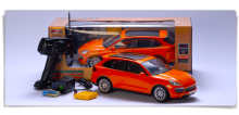 „MJX R / C Technic“ radijo bangomis valdoma mašina „Porsche Cayenne“ apelsinų skalė 1:14