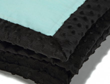 La Millou Art. 83433 Infart Blanket Follow Me Black Augstākās kvalitātes divpusēja sedziņa (65x75 cm) 
