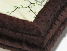 La Millou By Magdalena Rozczka Art. 83441 Infart Blanket Maggie Rose Vanilla Chocolate Augstākās kvalitātes divpusēja sedziņa (65x75 cm) 