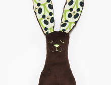 „La Millou“ menas. 84474 Bunny Chocolate Panda Gang minkštas miego žaisliukas Triušis